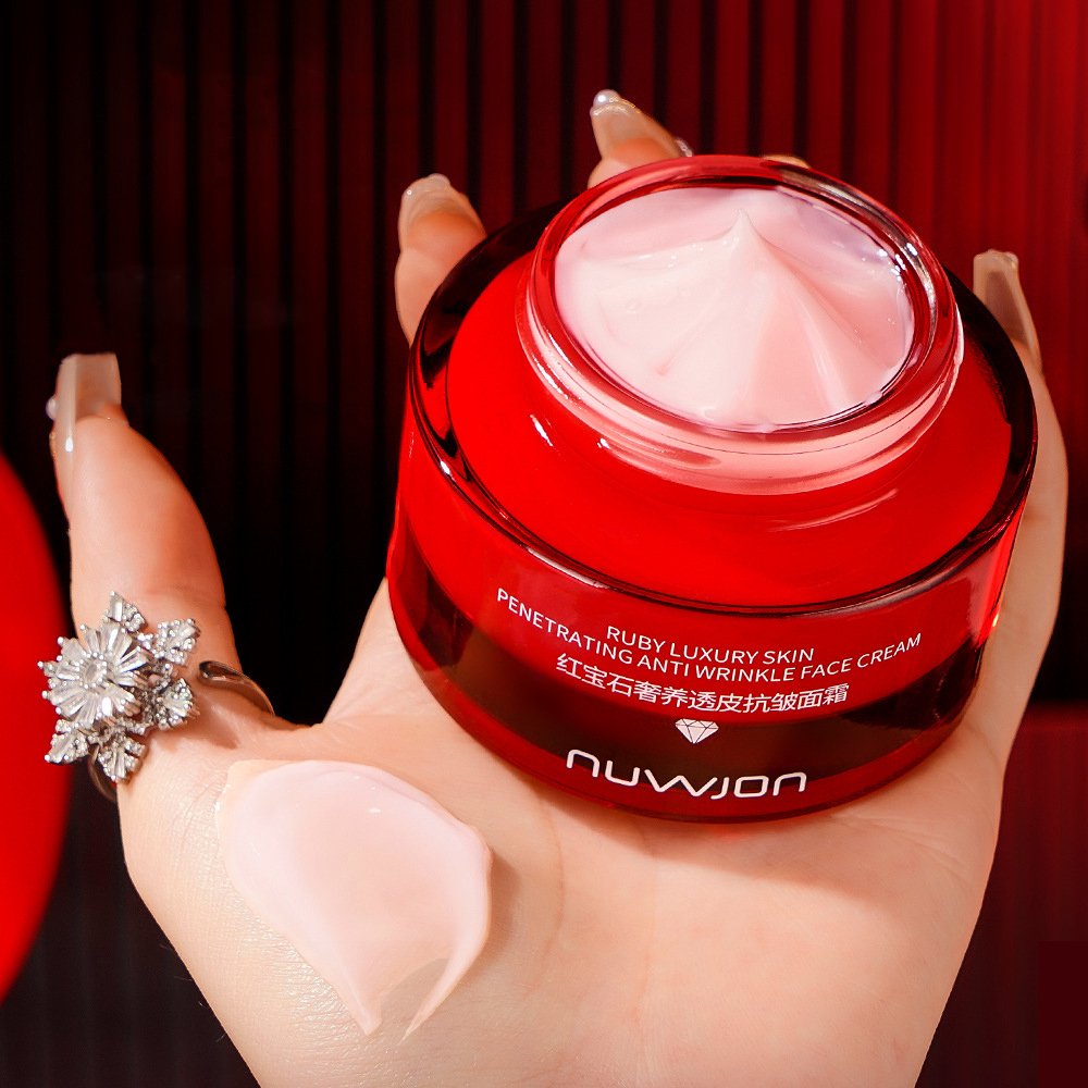Ruby Luxury Skin Penetrating A - Luxury Skincare & Spa Photos ulasan dan harga